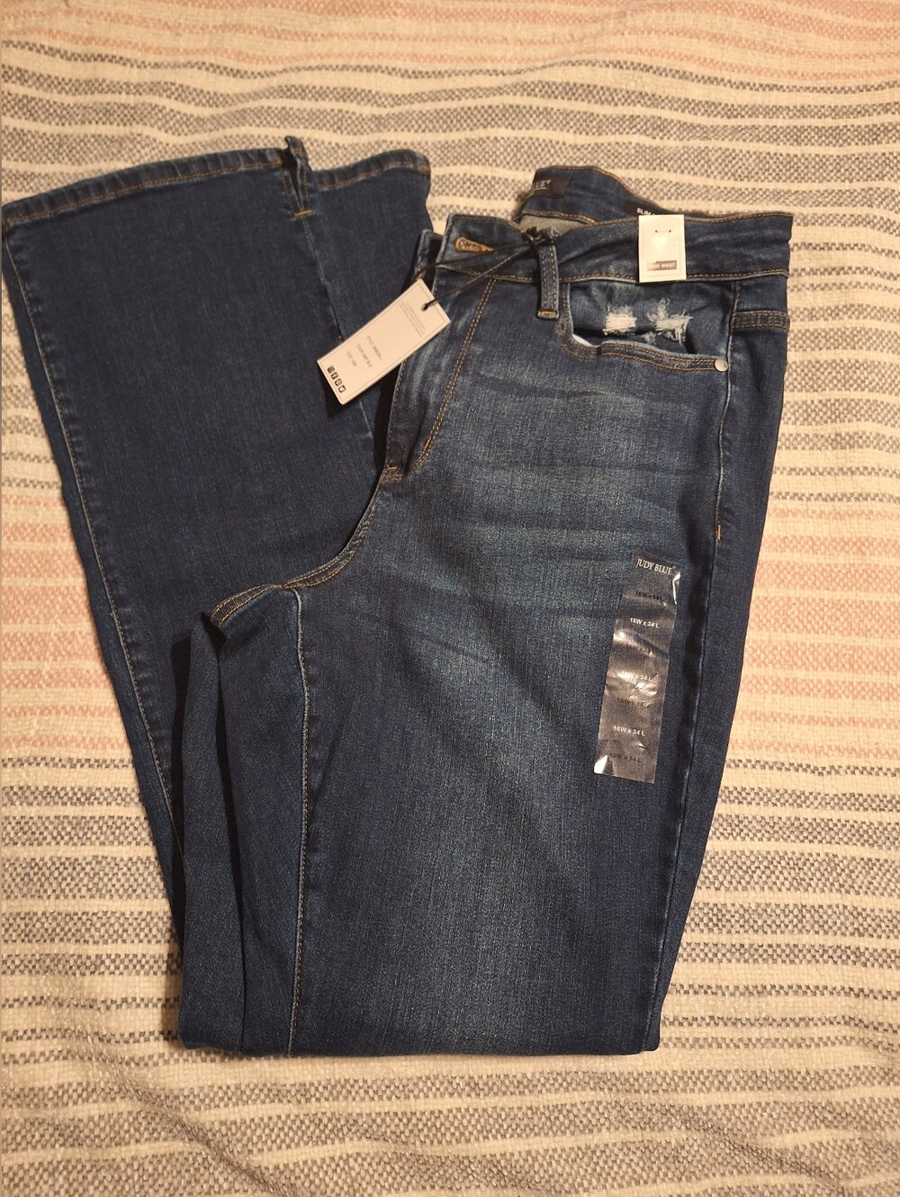 NWT Judy Blue Slim Boot Cut Jeans. 16Wx34Long